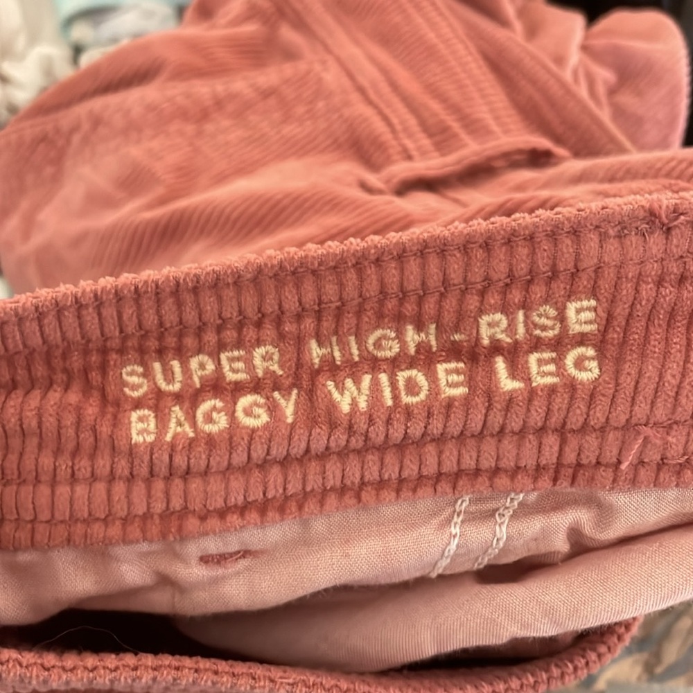 Corduroy Cargo Super High-Rise Baggy Wide Leg Pants from American Eagle - Picture 6 of 6